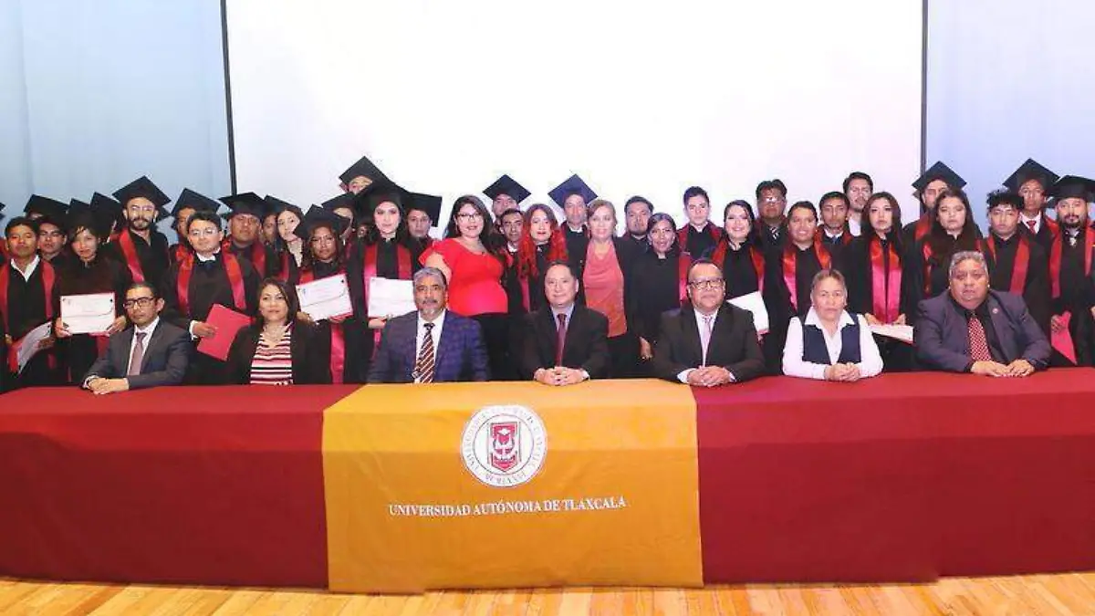 Graduados uatx